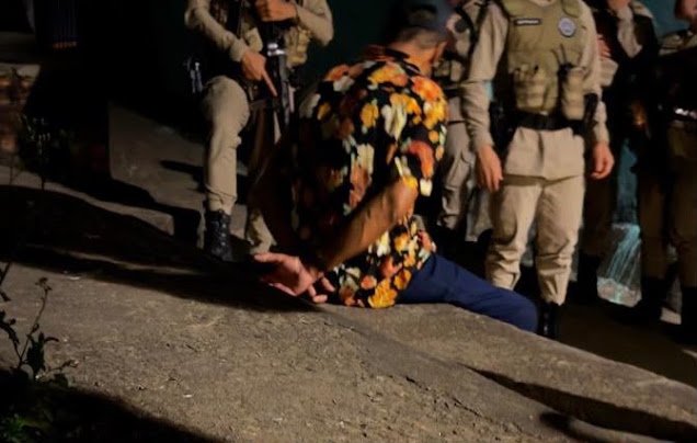 TRAGÉDIA EM IPIAÚ: Briga entre irmãos termina em morte a facadas no bairro Santa Rita e suspeito é preso pela PM