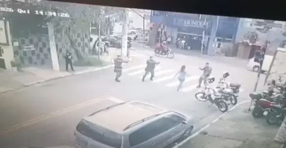 Mulher armada com faca morre após ser baleada por policial militar em São Paulo